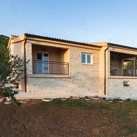 Stone Adriaart With Pool, 62, * Stankovci (Zadar)