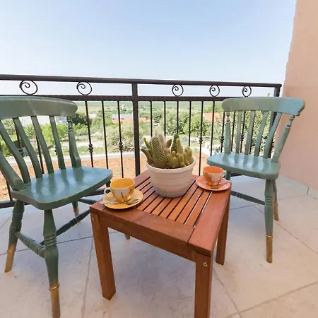 Villa Stone Adriaart With Pool, 62, *